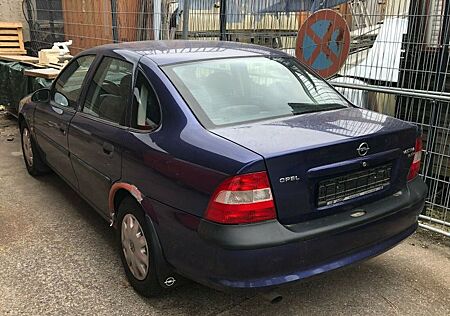 Opel Vectra 1,6 KLIMA 16V 100 PS Winterräder , 555,-