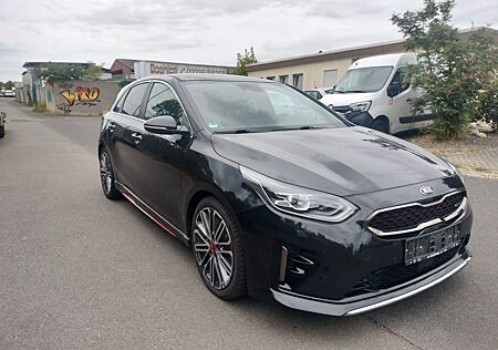 Kia Cee'd / GT Sport