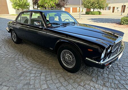 Jaguar Daimler Double Six