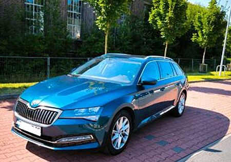 Skoda Superb 1.5 TSI ACT DSG ACTIVE COMBI ACTIVE