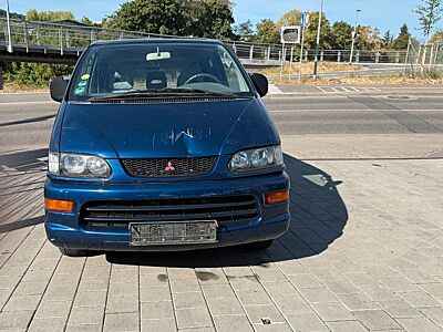 Mitsubishi Space Gear 2,0 GLX 8 Sitzer
