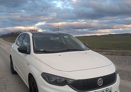 Fiat Tipo 1.4 T-Jet S-DESIGN 120 PS 2018