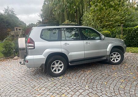 Toyota Land Cruiser 3.0 D-4D Executive Automatik Ex...
