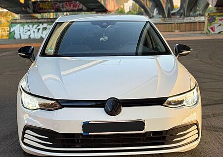 VW Golf Volkswagen 1.5 eTSI OPF 110kW DSG Life Life
