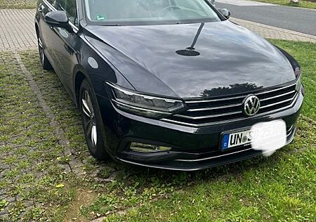 VW Passat Variant Volkswagen 2.0 TDI SCR 140kW DSG Busines...