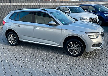 Skoda Kamiq 1.0l TSI 70kW TOUR Neuwagenzustand km:640
