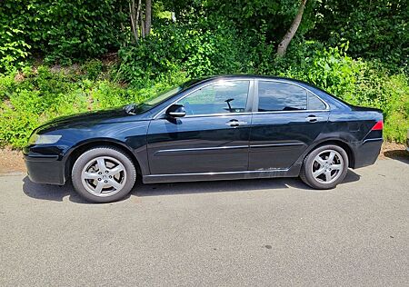 Honda Accord CL9 Limousine 2.4 i-VTEC Automatik