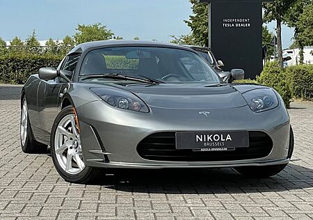 Tesla Roadster V2.5 - HEATED SEATS - 2 DIN SCREEN