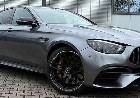 Mercedes-Benz E 63 AMG E 63 S AMG 4Matic+ Keramik Pano Massage Drivers