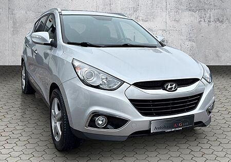 Hyundai ix35 2.0 CRDi 4x4*AHK*Kamera*KeylessGO*Navig*SHZ
