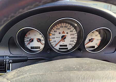 Mercedes-Benz SLK 200 -