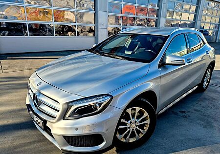 Mercedes-Benz GLA 250 AMG Line