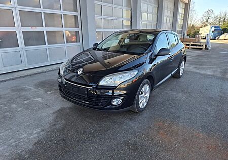 Renault Megane III Lim. 5-trg. Tomtom Edition