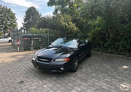 Chrysler Stratus Cabrio 2.5 LX TÜV 7/25