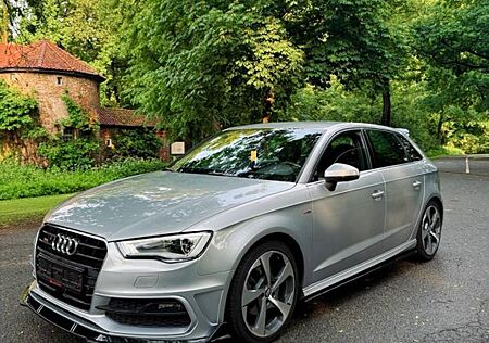 Audi A3 Sportback 2.0 TDI S-line Alu Xenon ACC