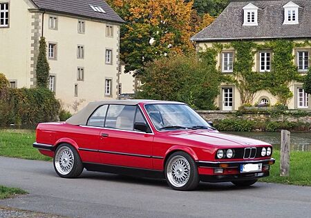 BMW 325i Cabrio Oldtimer