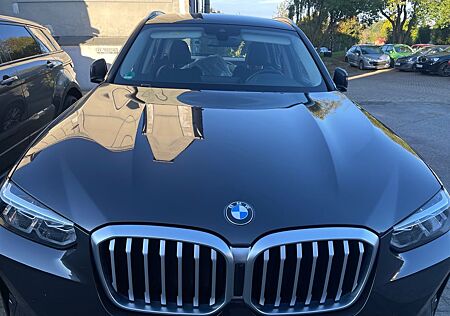 BMW X3 xDrive 20 d LEDER NAVI AUT. NEUES MODELL