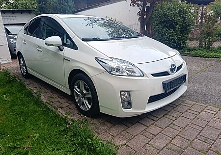 Toyota Prius 1.8-l-VVT Hybrid Sehr Gepflegt