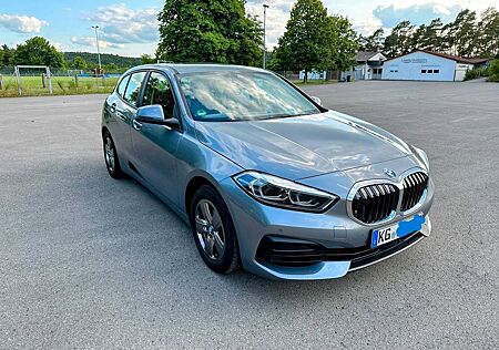 BMW 118d , EZ 04/2022, 38.000 km, Top gepflegt, 150PS