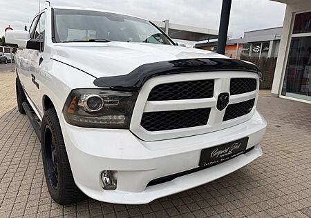 Dodge RAM 1500, 5,7 V8 , AHK , Tüv 09.2027...