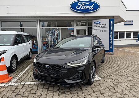 Ford Focus Turnier ST-Line X 155PS Automatik Lager
