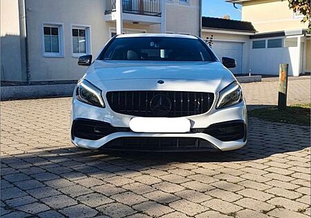 Mercedes-Benz A 220 4MATIC AMG Line