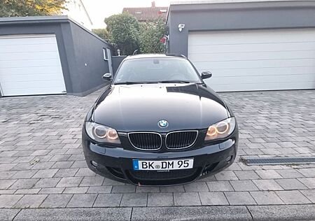BMW 123d Coupé, M-Packet, Service Buch