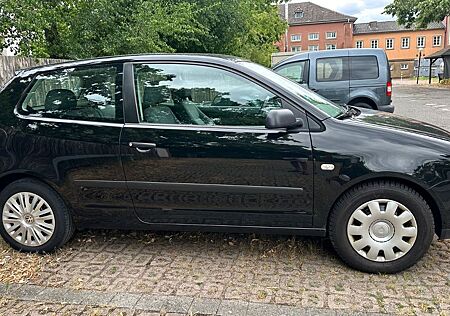 VW Polo Volkswagen 1.2 Basis Basis