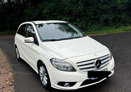 Mercedes-Benz B 180 CDI - TÜV/ASU neu