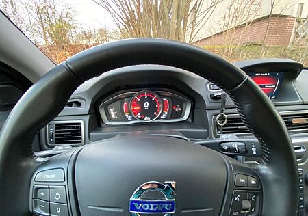 Volvo V70 1969 cm3, 120 ps