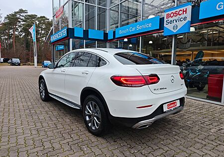 Mercedes-Benz GLC 300 de Coupe 4Matic AHK 8-fach RFK StHz