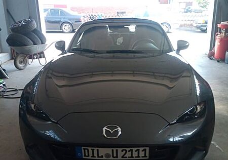 Mazda MX-5 RF 2.0 SKYACTIV-G 160 Exclusive-Line Ex...