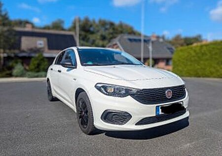 Fiat Tipo 1.4 16V STREET STREET