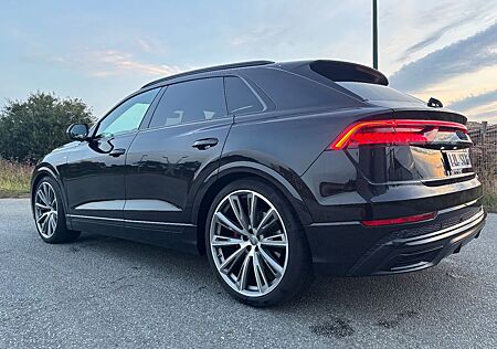 Audi Q8 3.0 TDI 3x S line 23 Zoll SQ8 Luft ACC S