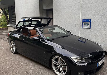 BMW 325i -
