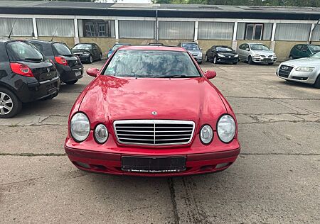 Mercedes-Benz CLK 200 2,0L 100KW,Schiebedach,TÜVbis07/2025