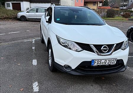Nissan Qashqai 1.2 DIG-T Xtronic N-VISION 8-fach bereif