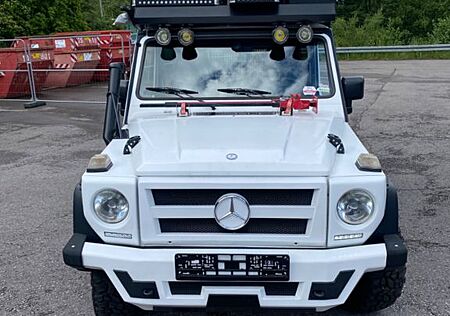 Mercedes-Benz G 300