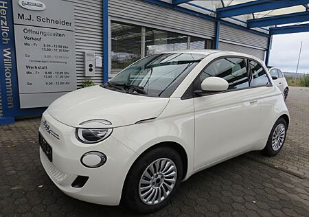Fiat 500E Basis 42kWh Apple CarPlay DAB Klima