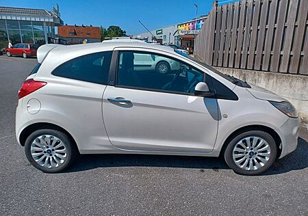Ford Ka /+ 1,2 Titanium Titanium
