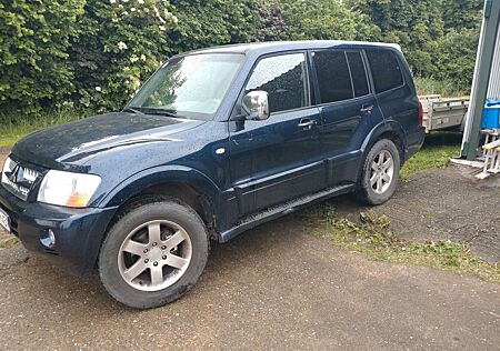 Mitsubishi Pajero 3,2 DI-D Edition 25 Automatik Edition 25