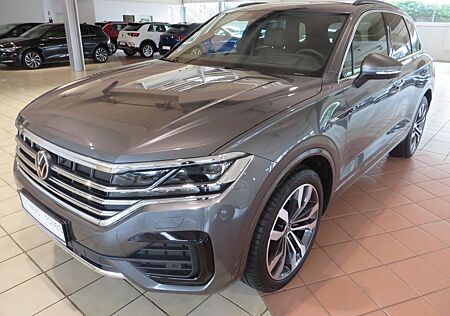 VW Touareg Volkswagen R-Line 3.0TDI 8-Tiptronic 4-Motion