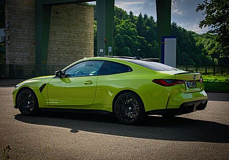 BMW M4 Competition M xDrive
