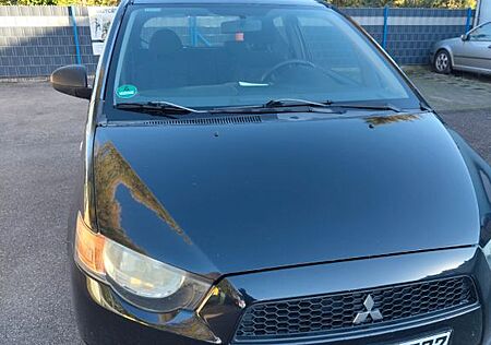 Mitsubishi Colt 1.1 -