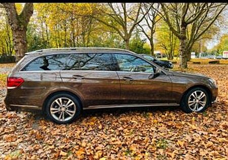 Mercedes-Benz E 200 BlueTEC T -