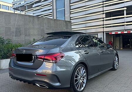 Mercedes-Benz A 250 250 AMG Line Limousine