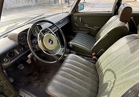 Mercedes-Benz 200