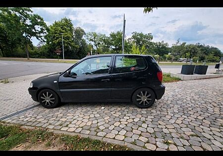 VW Polo Volkswagen 1.0 BASIS 99.000km