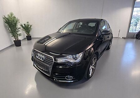 Audi A1 Sportback 1.4 TFSI S-Line BI-Xenon PDC ALU