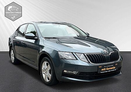 Skoda Octavia Lim. | Automatik | PDC | SHZ |